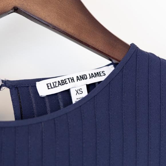 Elizabeth and James Navy Pleated mini dress Size: XS - Picture 4 of 4